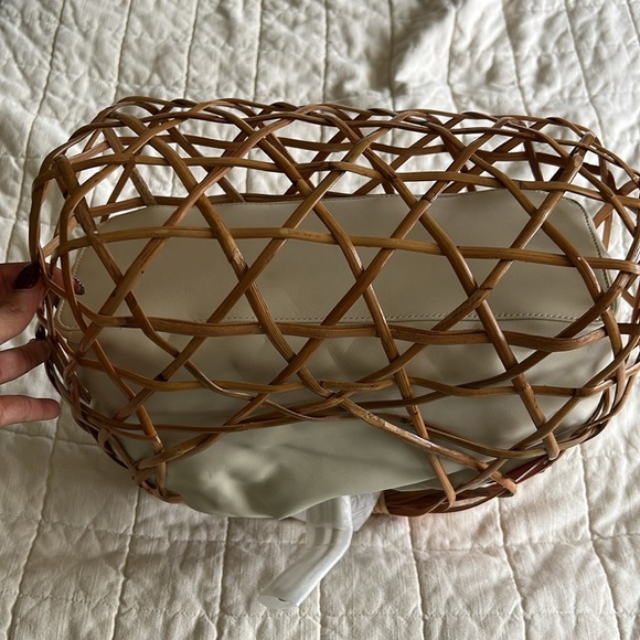 Cult Gaia Aviva Top Handle Bag - Picture 3 of 10